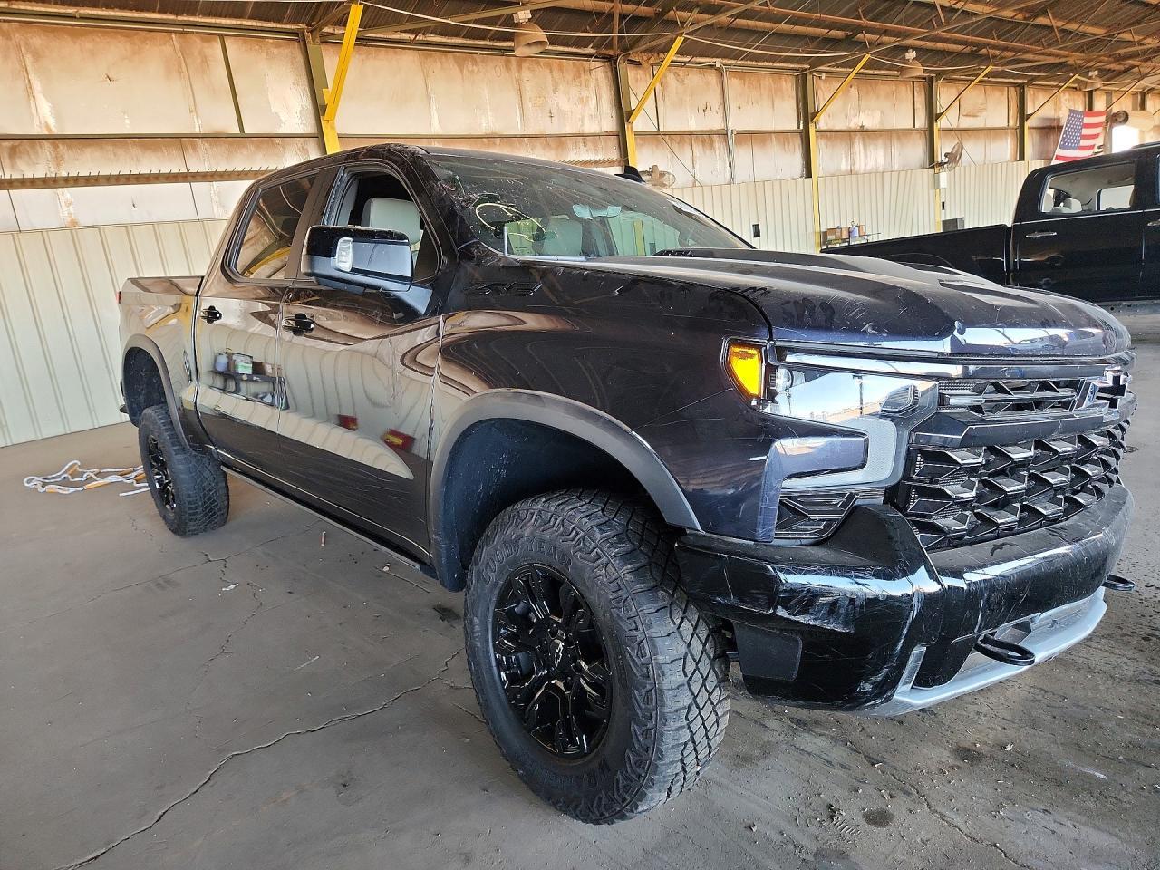 2024 Chevrolet Silverado K1500 Zr2 - zdjęcie 4