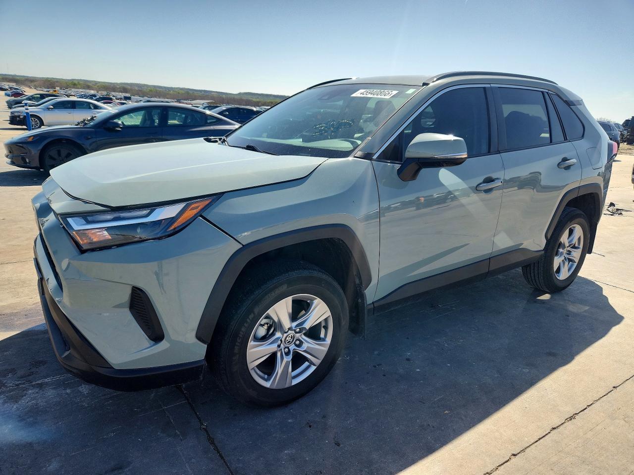 2023 Toyota Rav4 Xle - zdjęcie główne