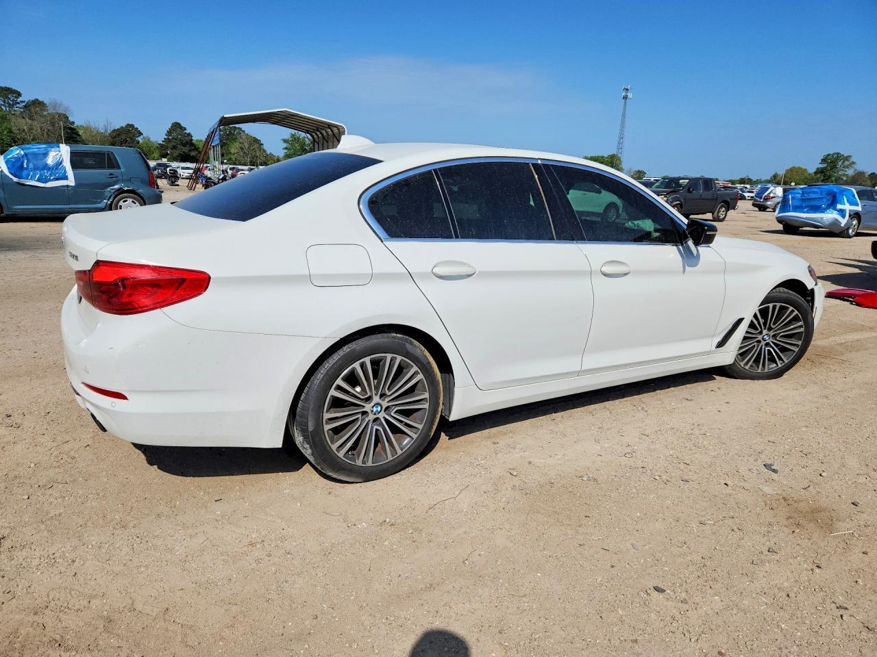 2020 BMW 530 I - zdjęcie 3