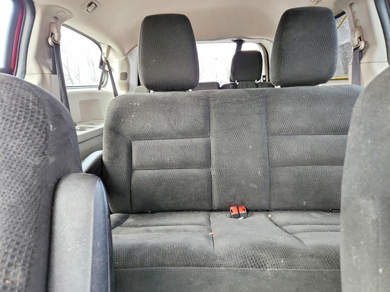 2016 Dodge Grand Caravan Se - zdjęcie 10