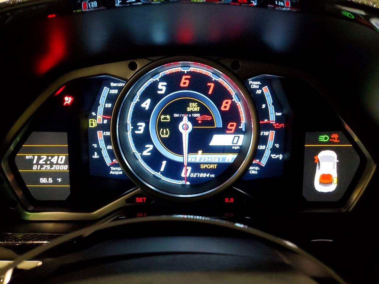 2014 Lamborghini Aventador - zdjęcie 9