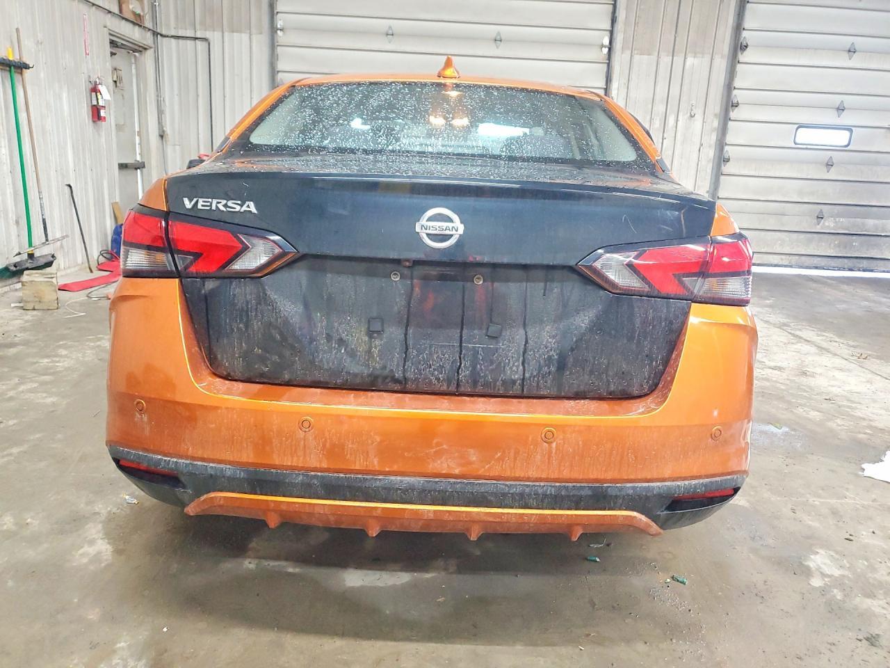 2021 Nissan Versa Sv - zdjęcie 6