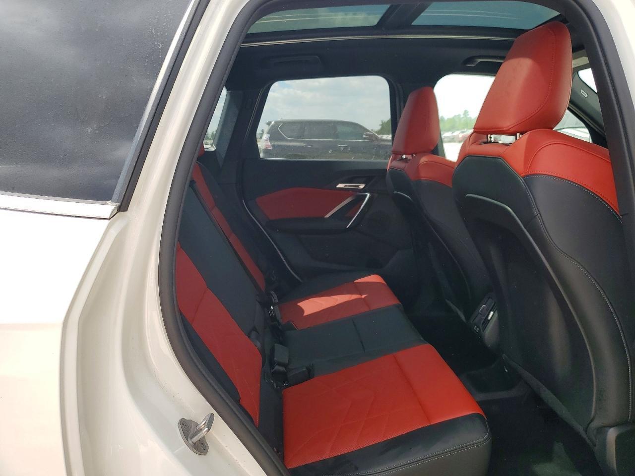 2025 BMW X1 xDrive28I - zdjęcie 11