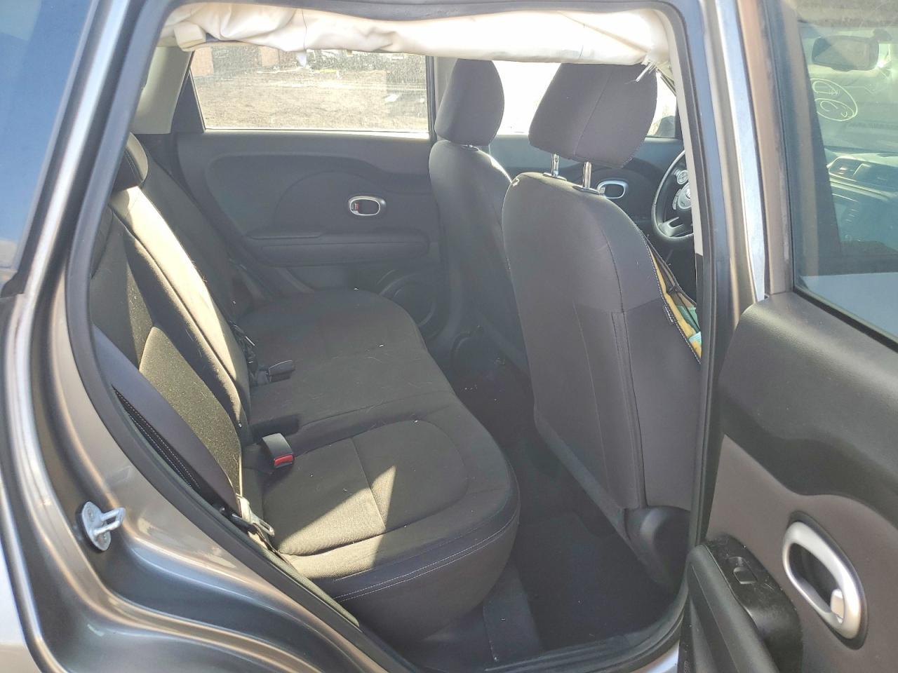 2015 Kia Soul Base - zdjęcie 10