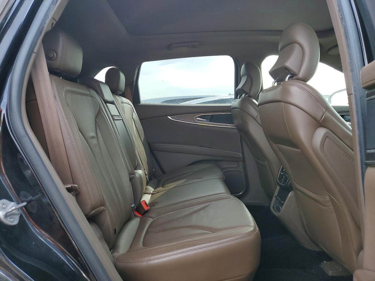 2017 Lincoln Mkx Reserve - zdjęcie 11