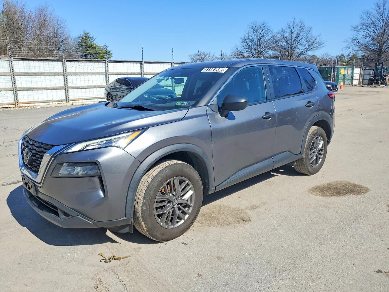2021 Nissan Rogue S - zdjęcie główne
