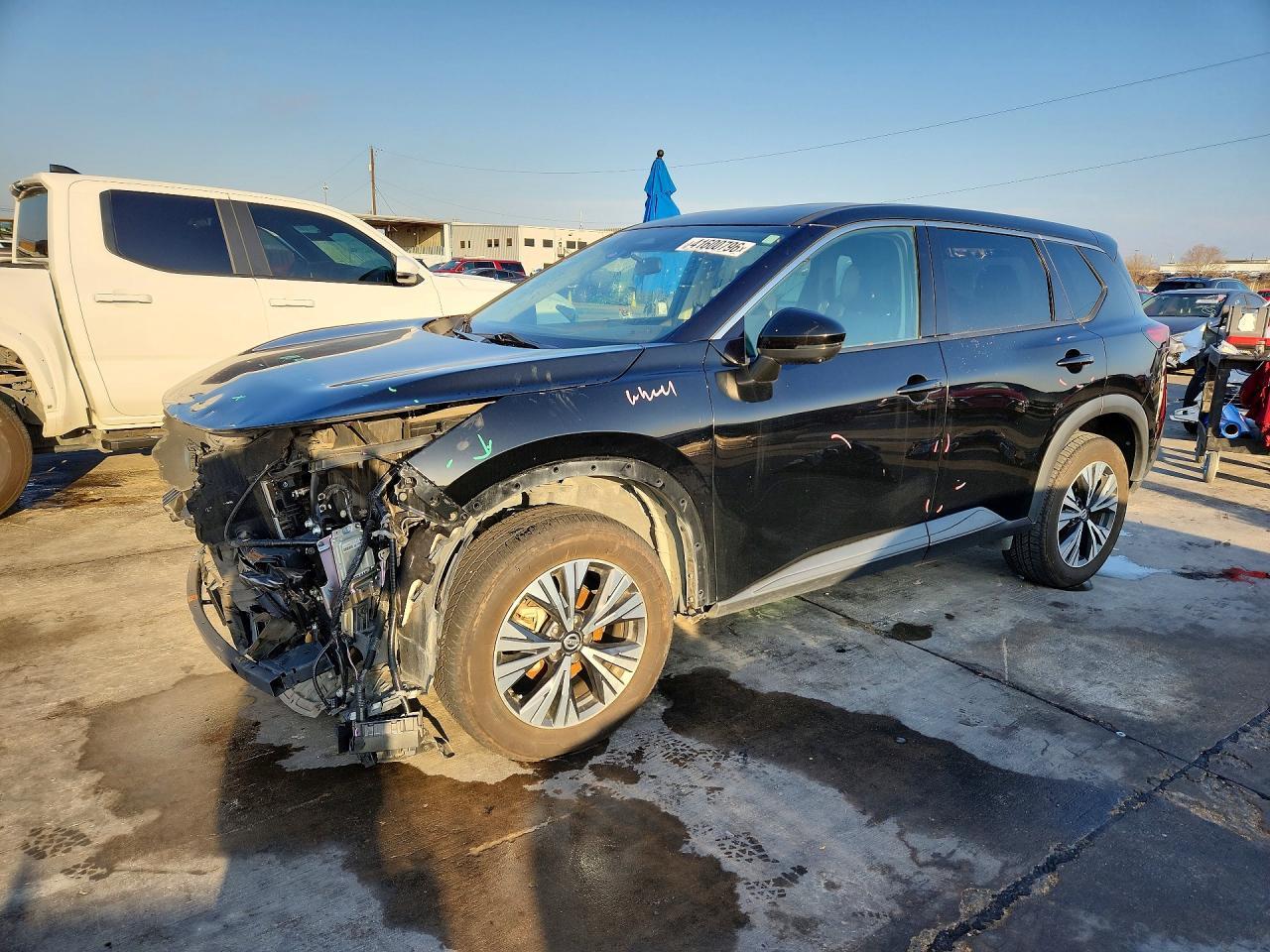 2021 Nissan Rogue Sv - zdjęcie główne