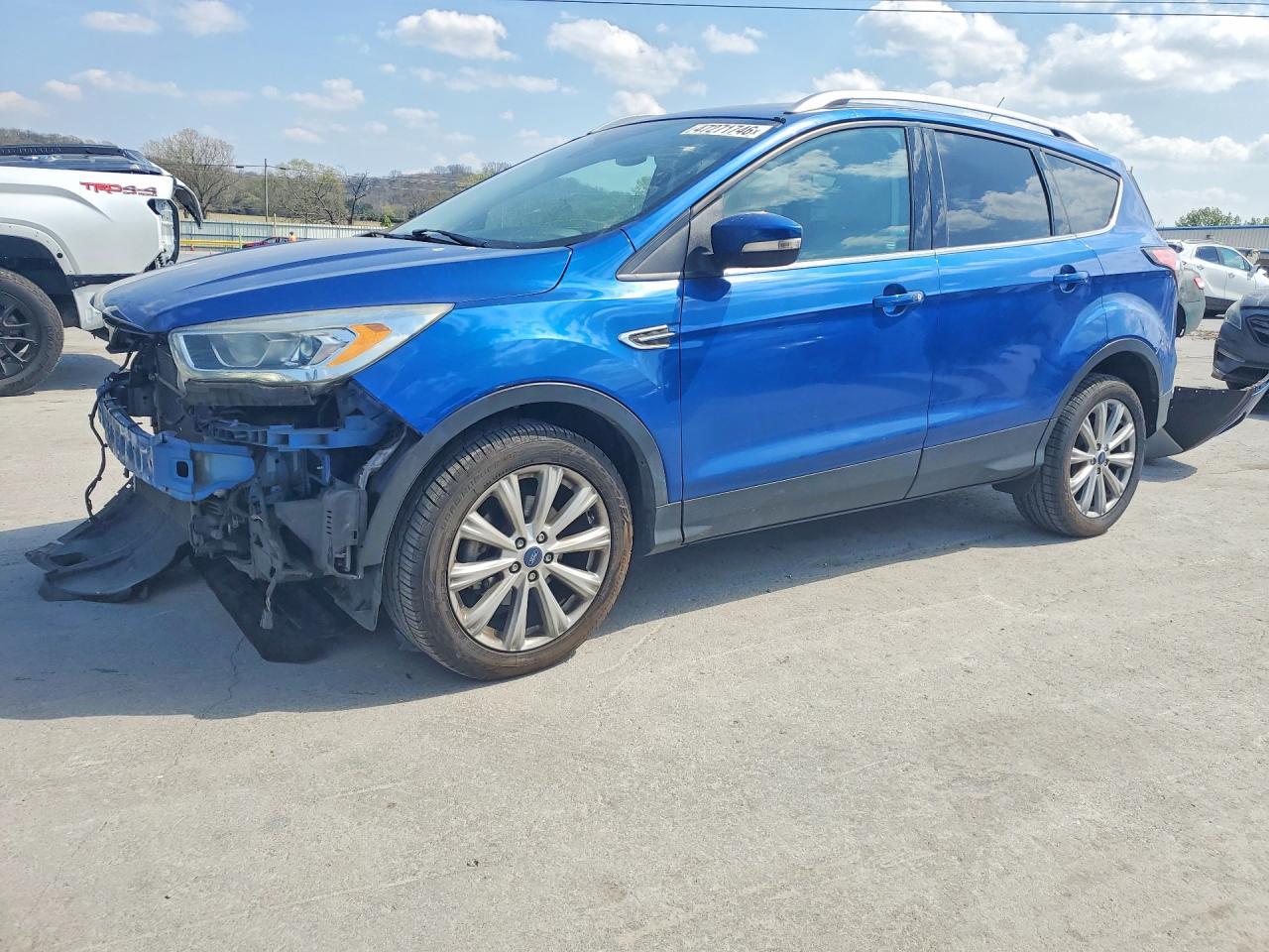 2017 Ford Escape Titanium - zdjęcie główne