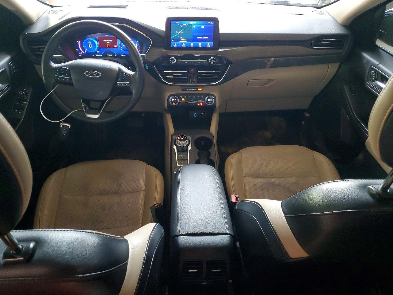 2020 Ford Escape Titanium - zdjęcie 8