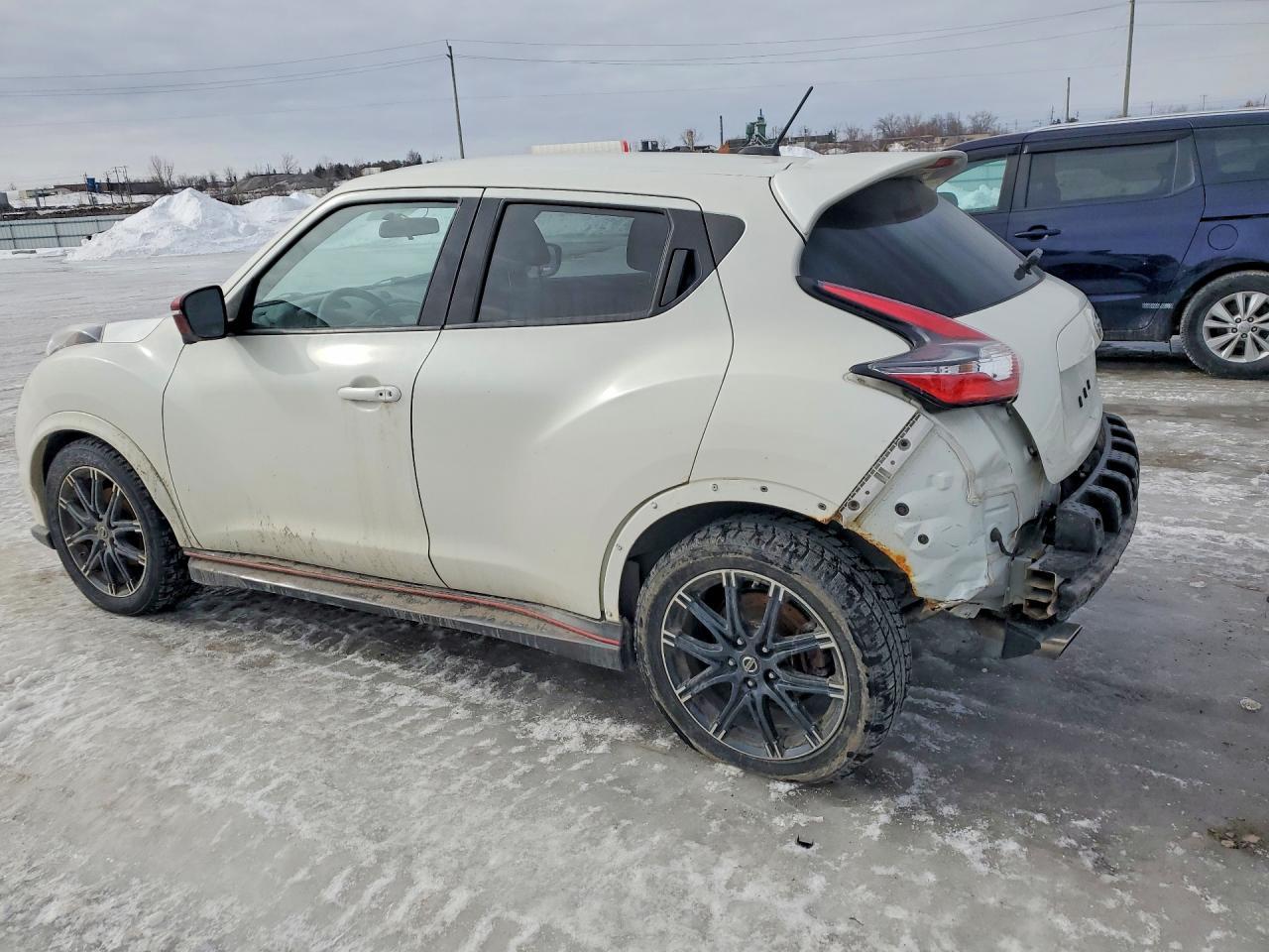 2016 Nissan Juke S - zdjęcie 2
