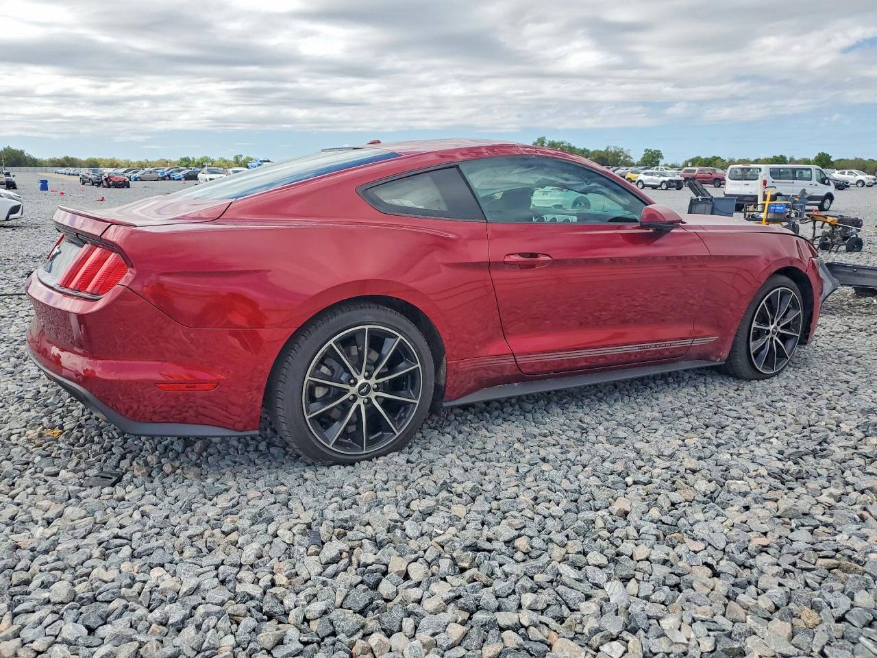 2016 Ford Mustang - zdjęcie 3