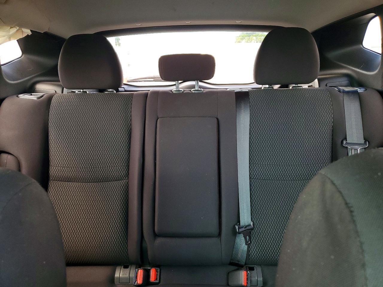 2021 Nissan Rogue Sport S - zdjęcie 10