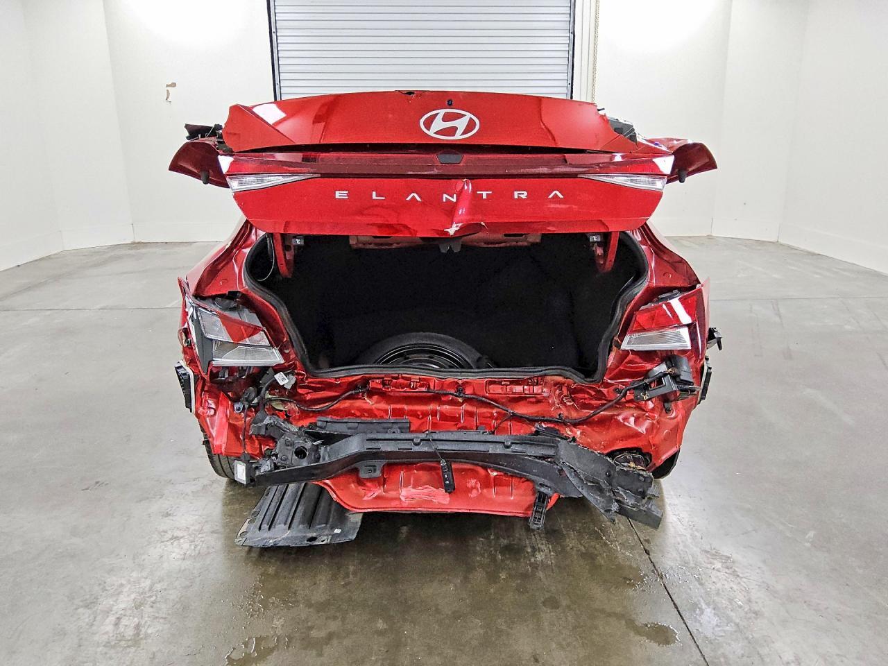 2025 Hyundai Elantra Se - zdjęcie 6