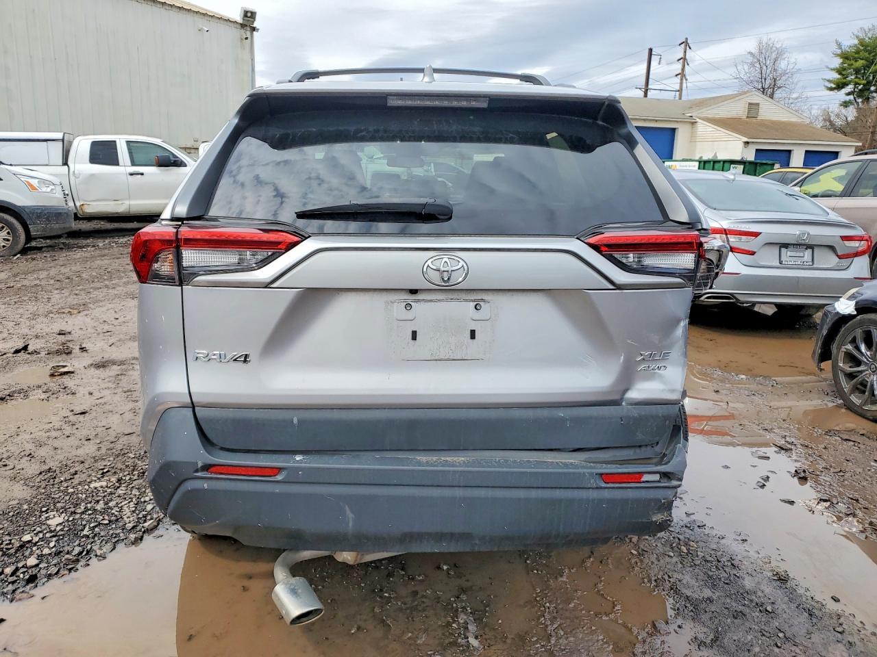 2022 Toyota Rav4 Xle - zdjęcie 6