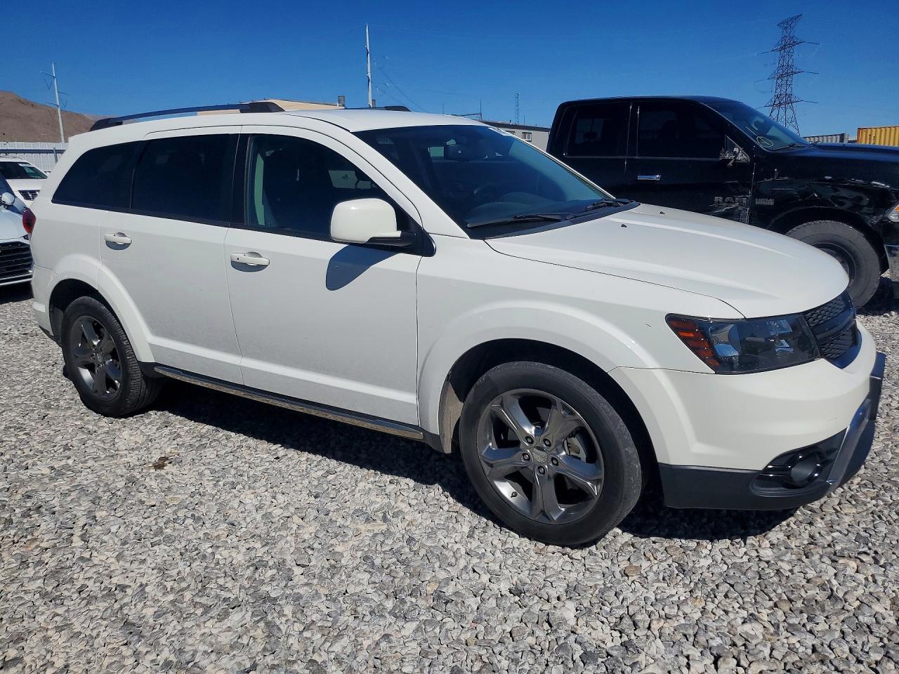 2016 Dodge Journey Crossroad - zdjęcie 4