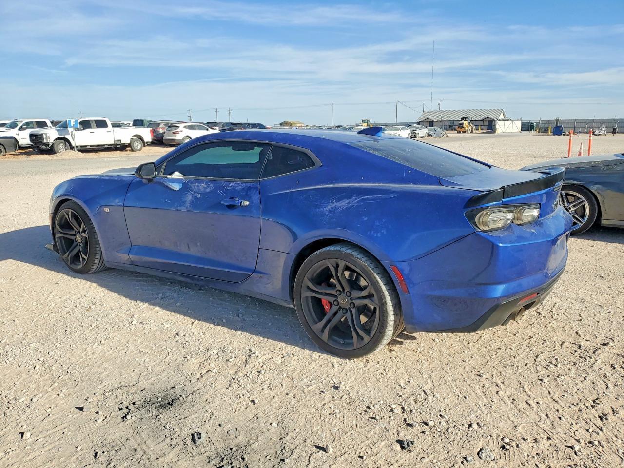 2021 Chevrolet Camaro Lz - zdjęcie 2