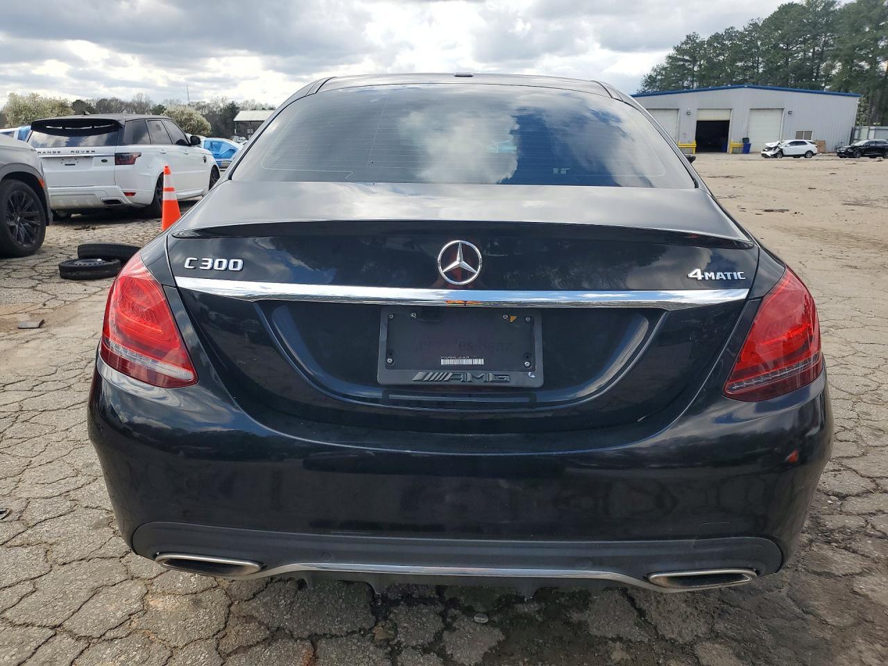 2020 Mercedes-Benz C 300 4Matic - zdjęcie 6