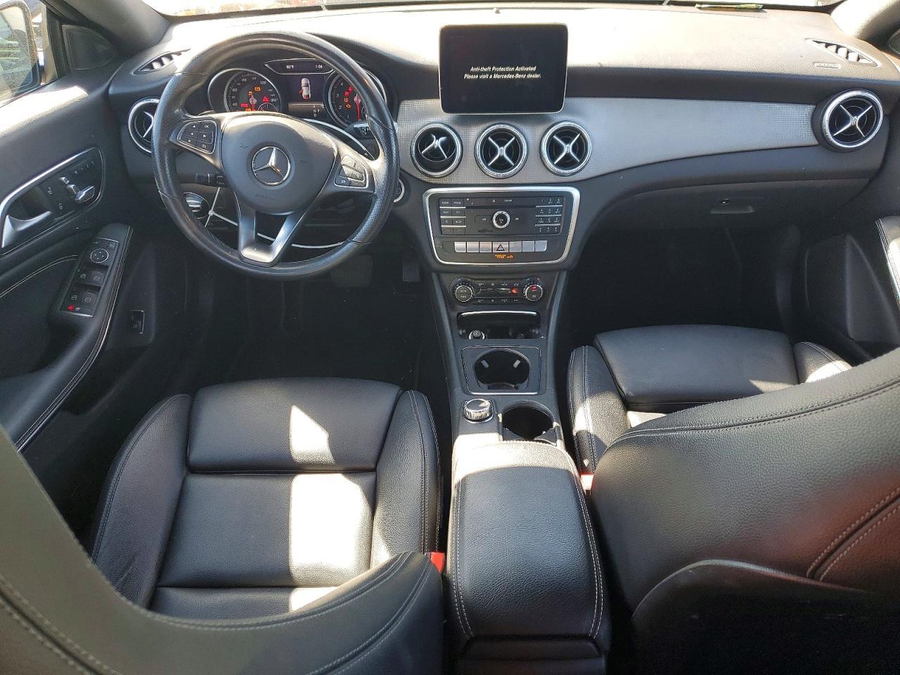 2019 Mercedes-Benz Cla 250 - zdjęcie 8