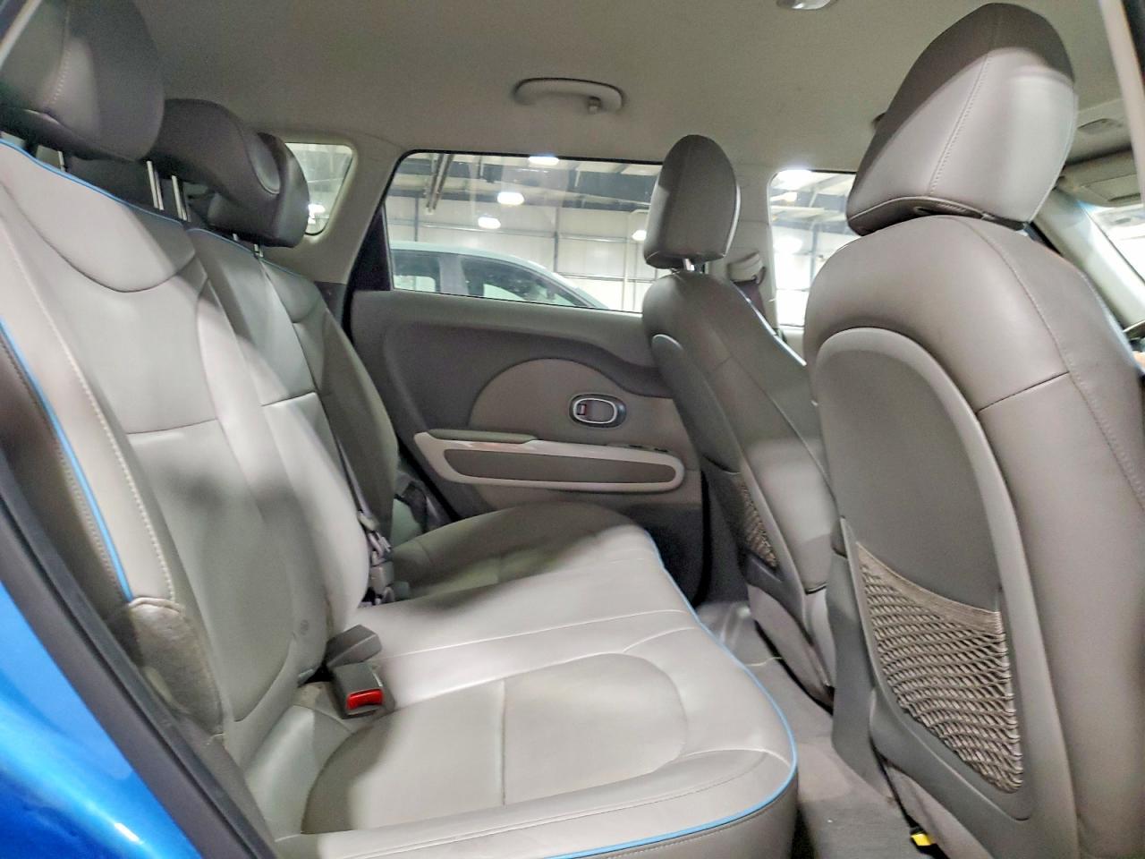 2015 Kia Soul Ev + - zdjęcie 11
