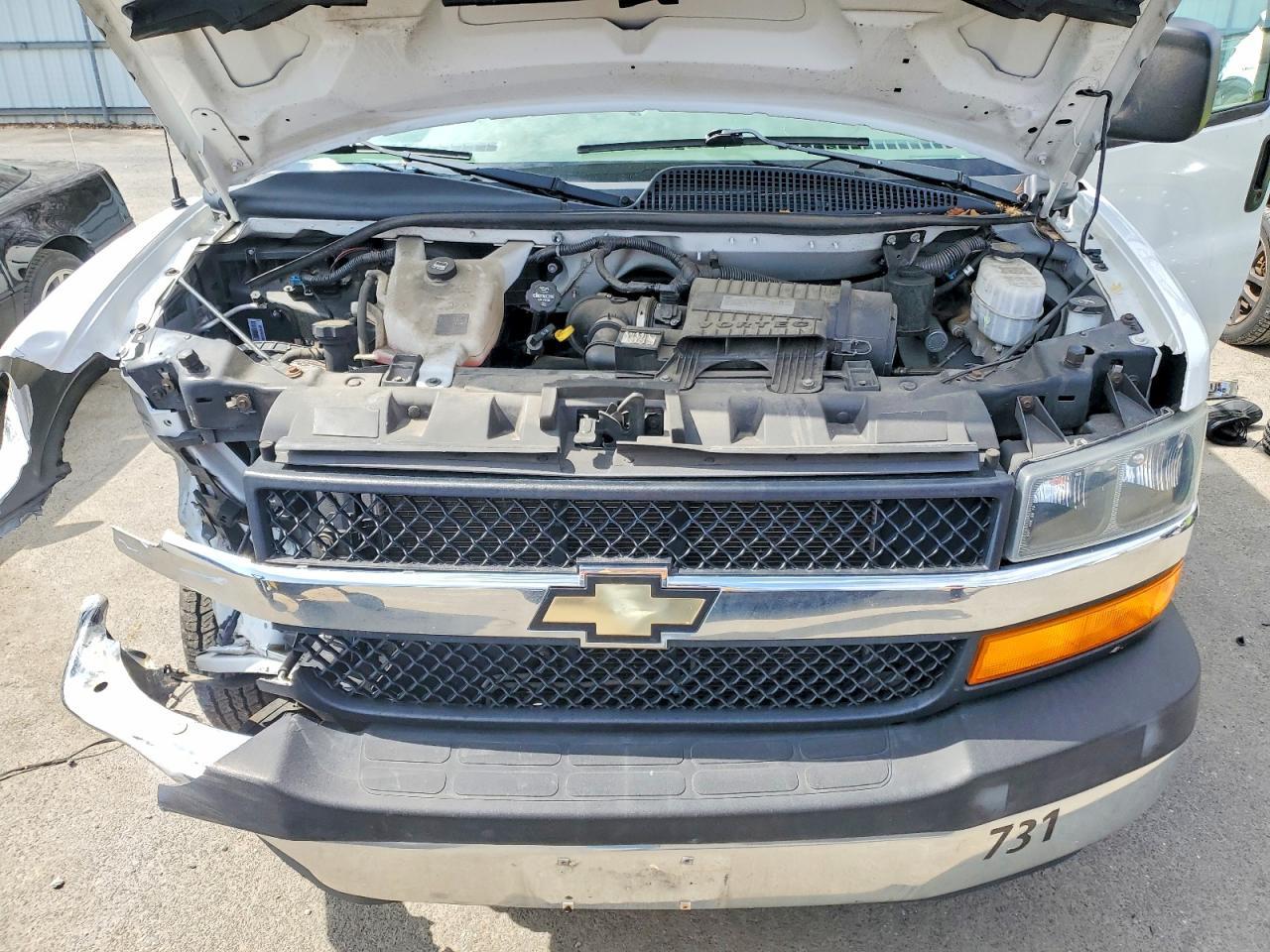 2019 Chevrolet Express G2500 - zdjęcie 12