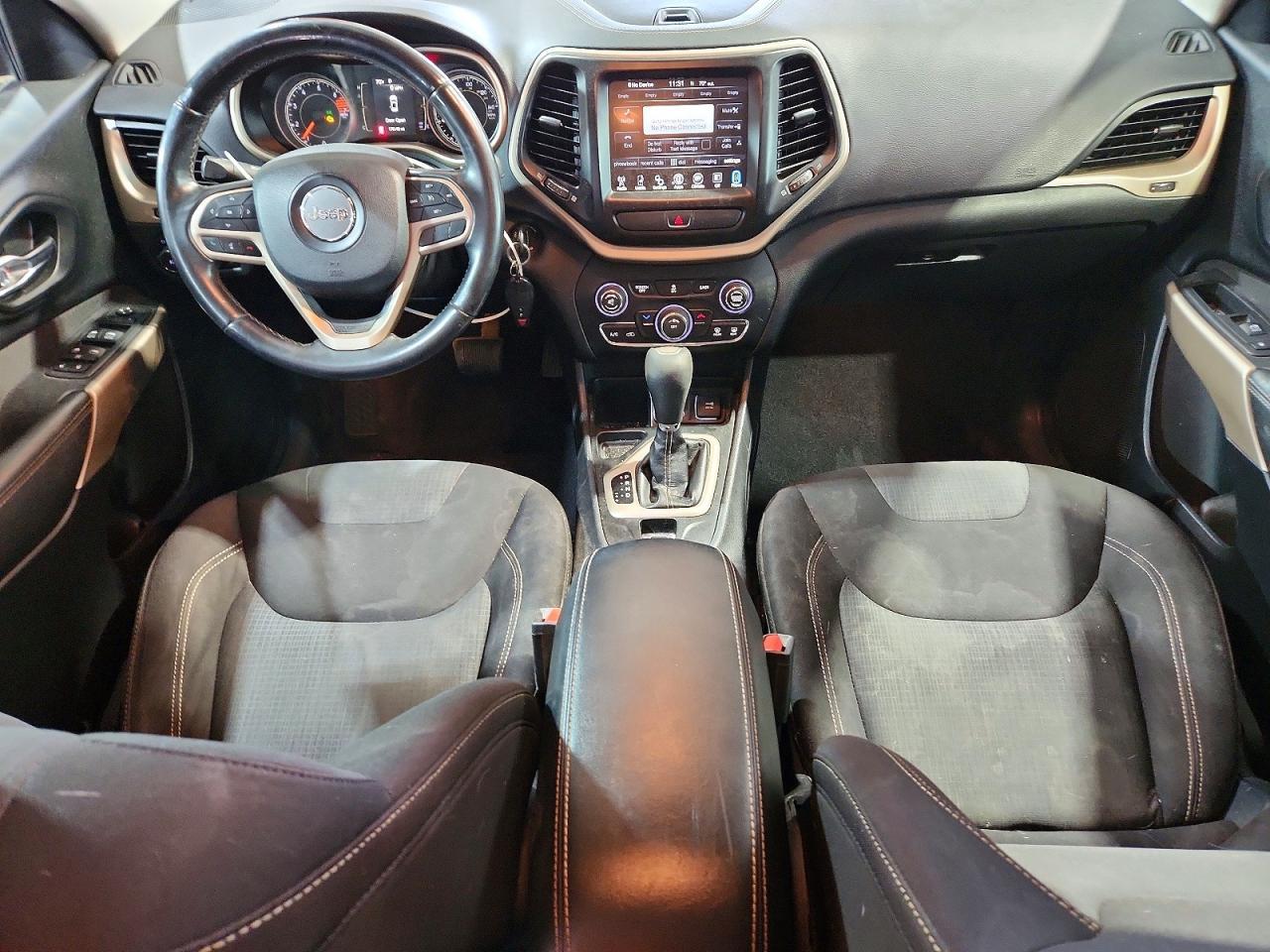 2017 Jeep Cherokee Latitude - zdjęcie 8