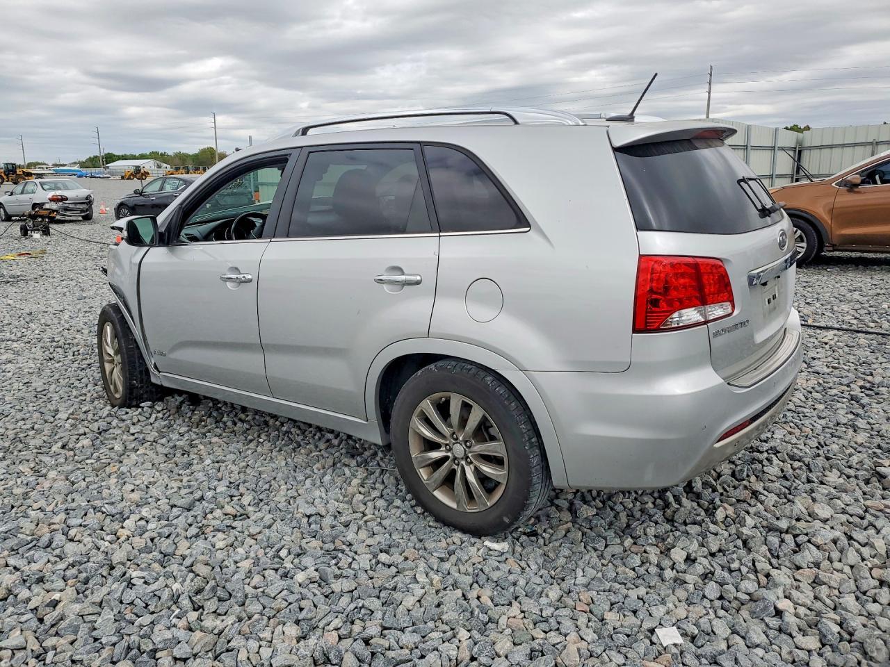 2013 Kia Sorento Sx - zdjęcie 2