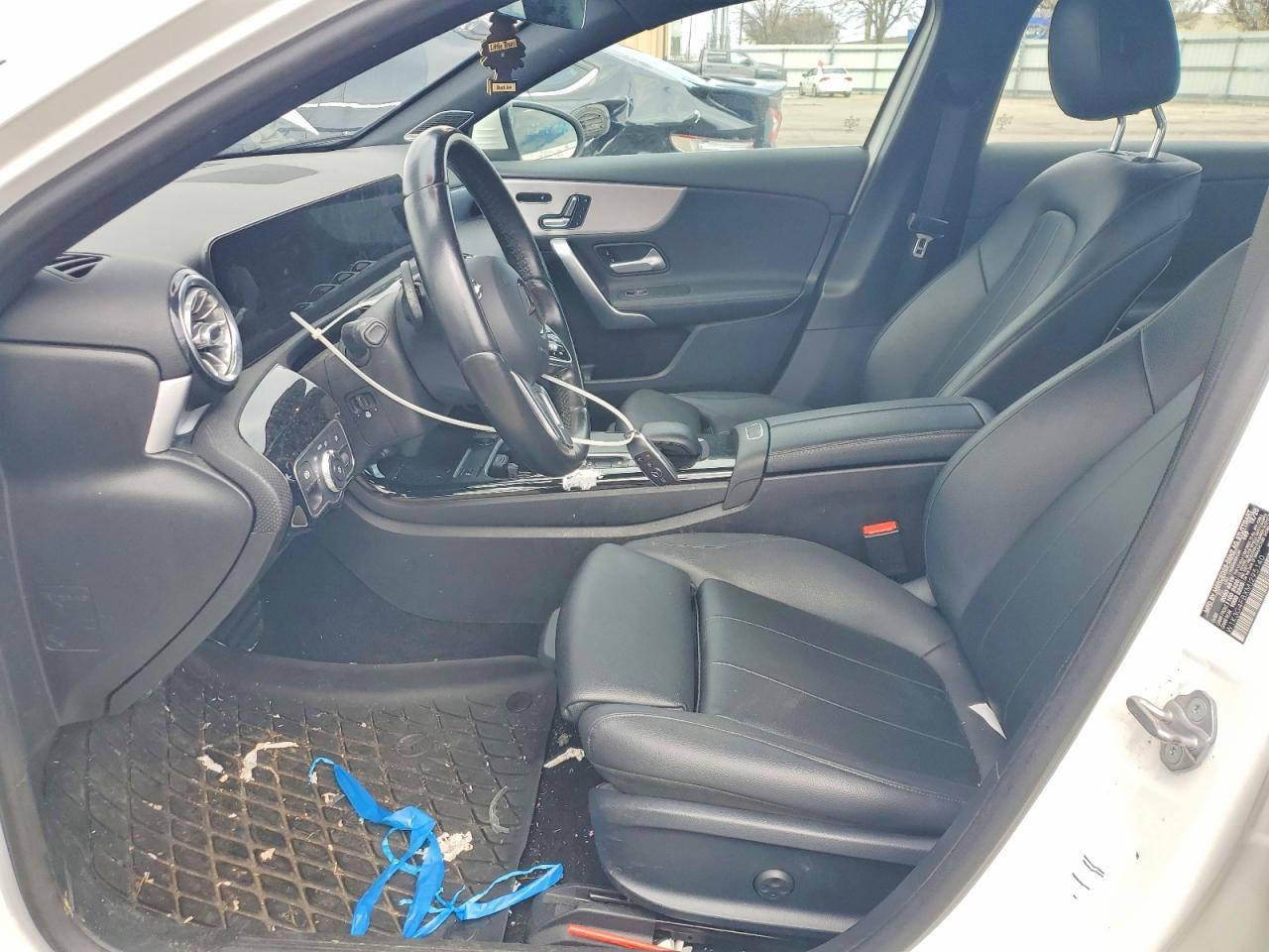 2021 Mercedes-Benz A 220 4Matic - zdjęcie 7