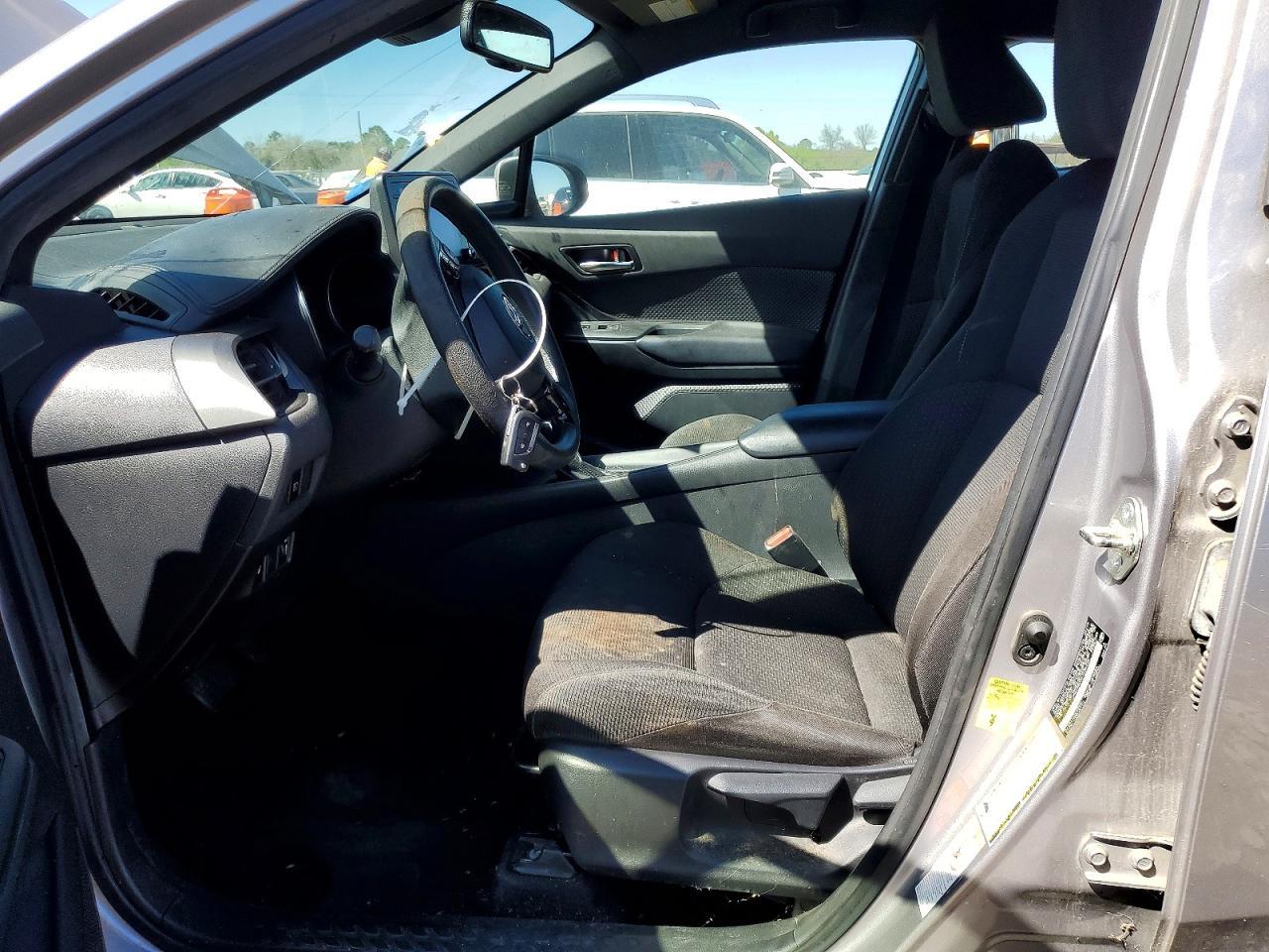 2019 Toyota C-Hr Xle - zdjęcie 7