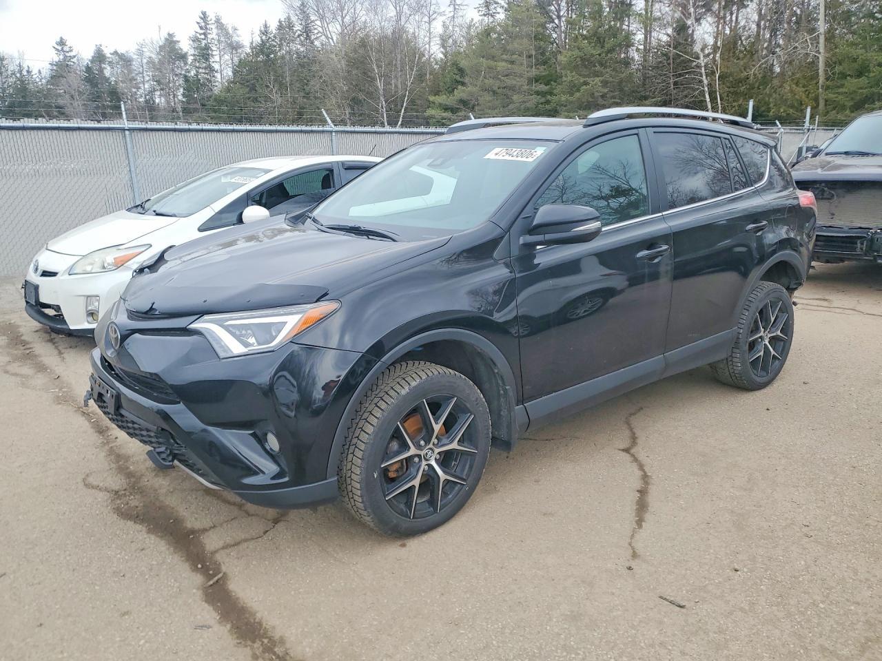 2018 Toyota Rav4 Se - zdjęcie główne