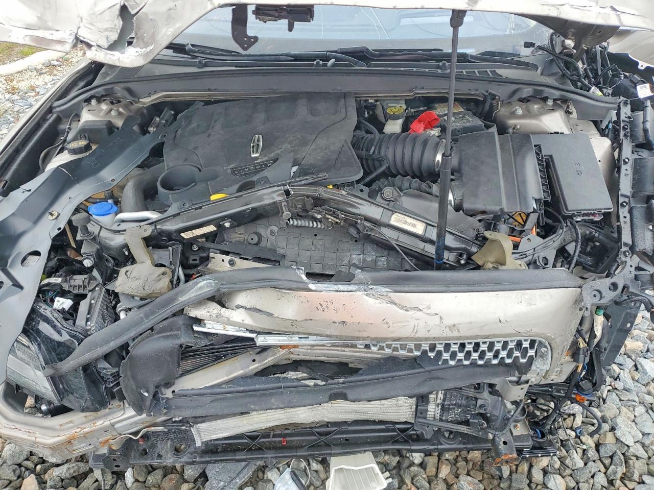 2020 Lincoln Continental Reserve - zdjęcie 11