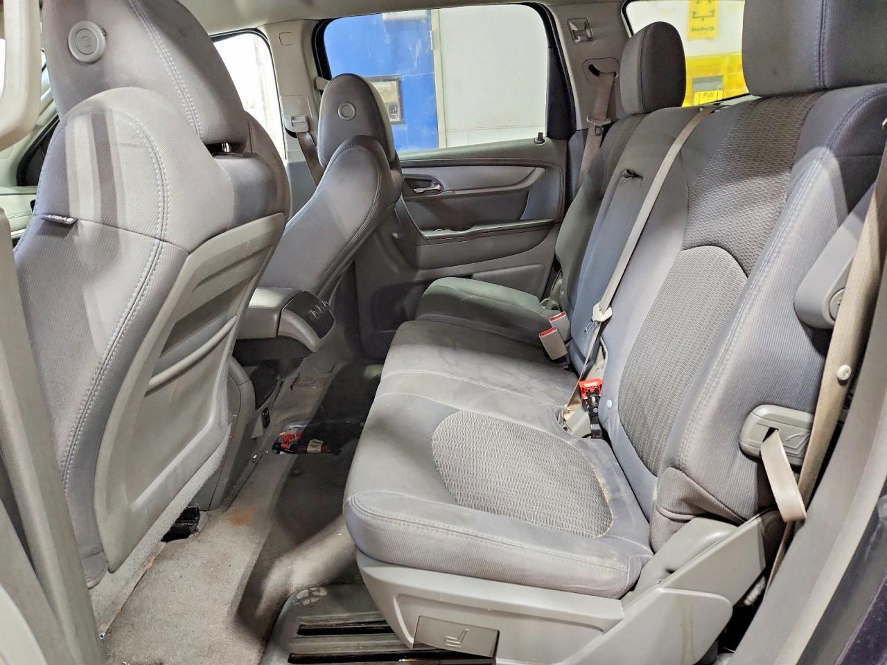 2014 Chevrolet Traverse - zdjęcie 11