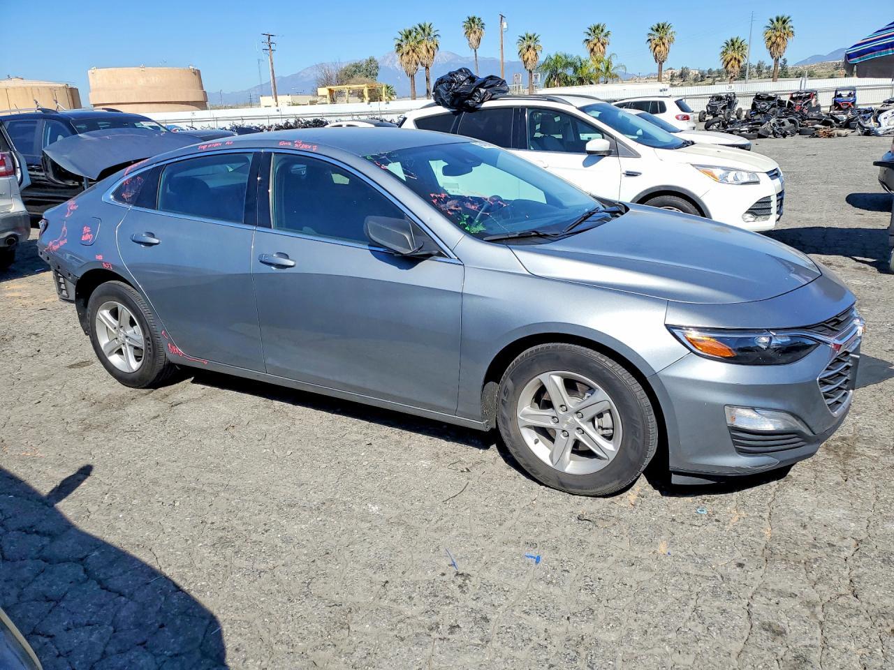 2024 Chevrolet Malibu Ls - zdjęcie 4