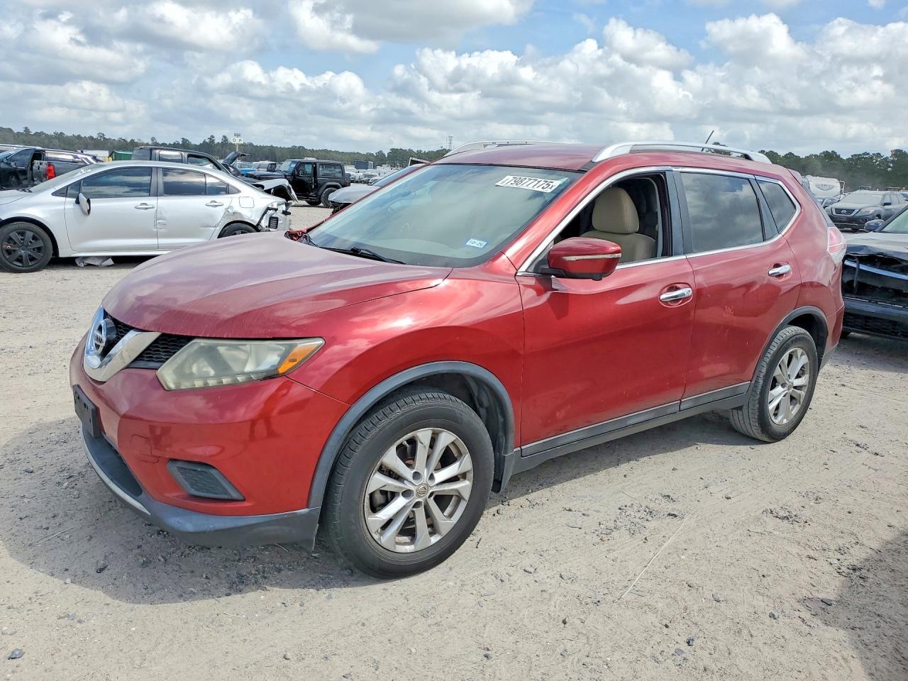 2015 Nissan Rogue Sv - zdjęcie główne