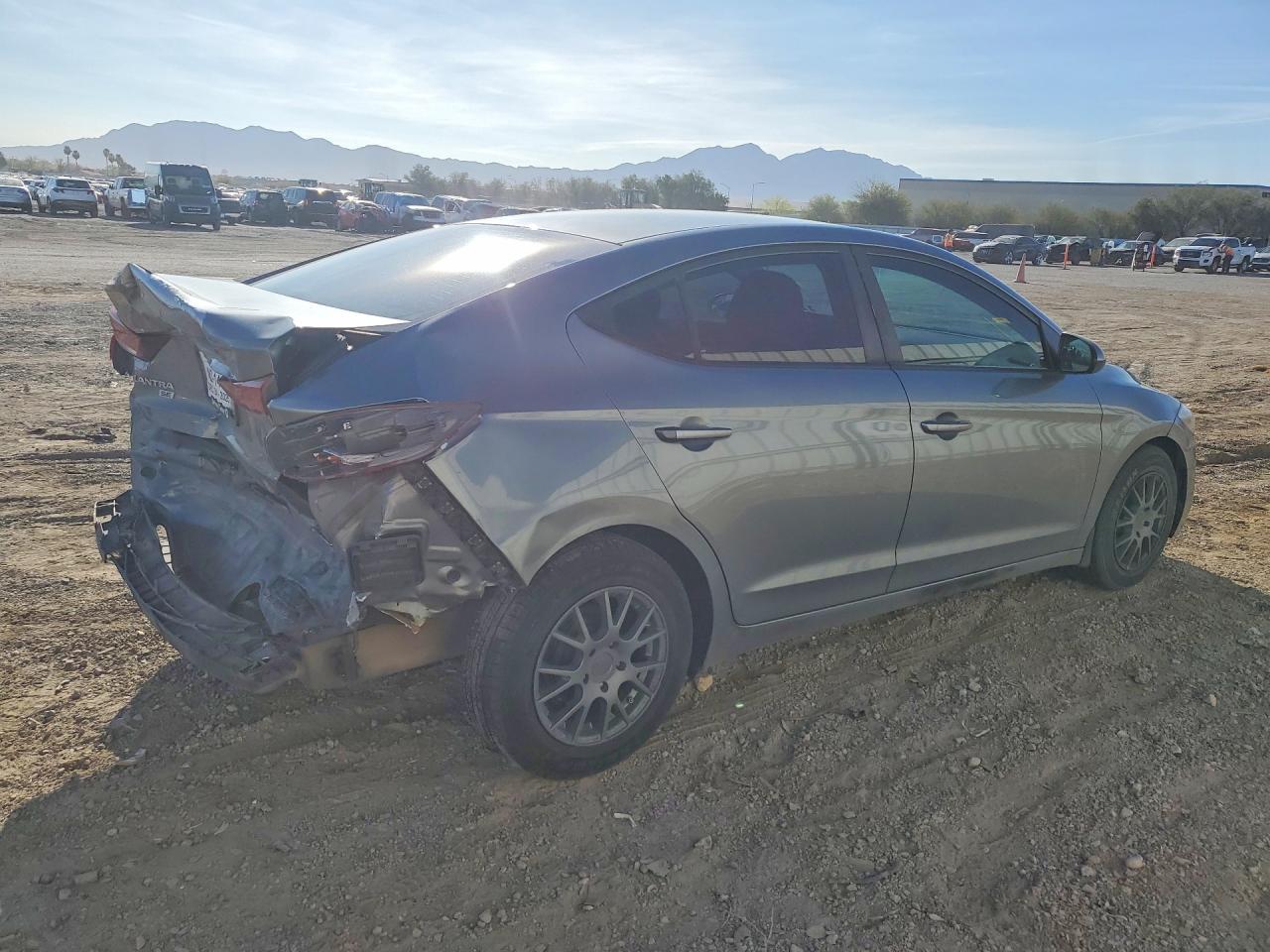 2018 Hyundai Elantra Se - zdjęcie 3