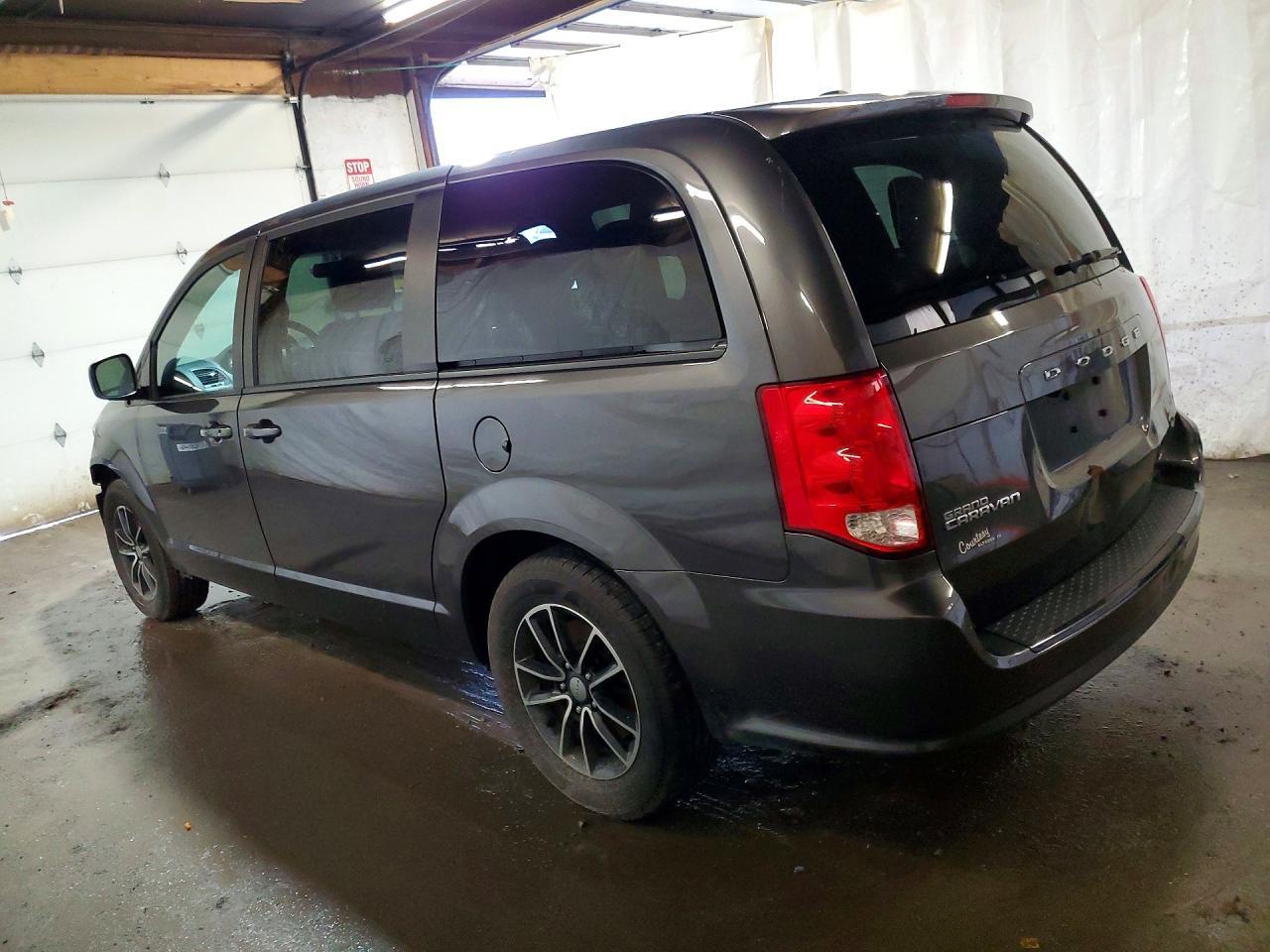 2018 Dodge Grand Caravan Se - zdjęcie 2
