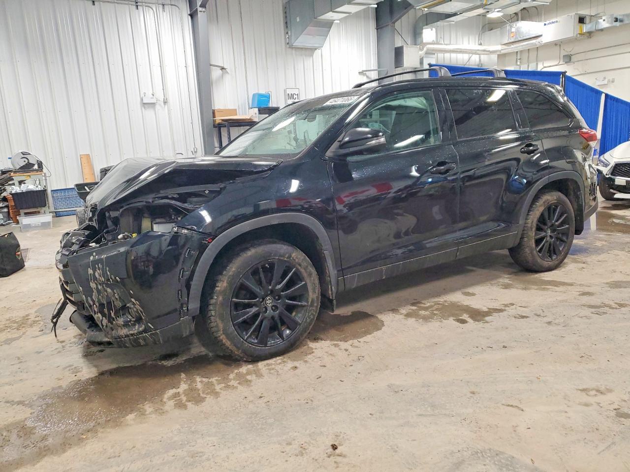 2019 Toyota Highlander Xle - zdjęcie główne