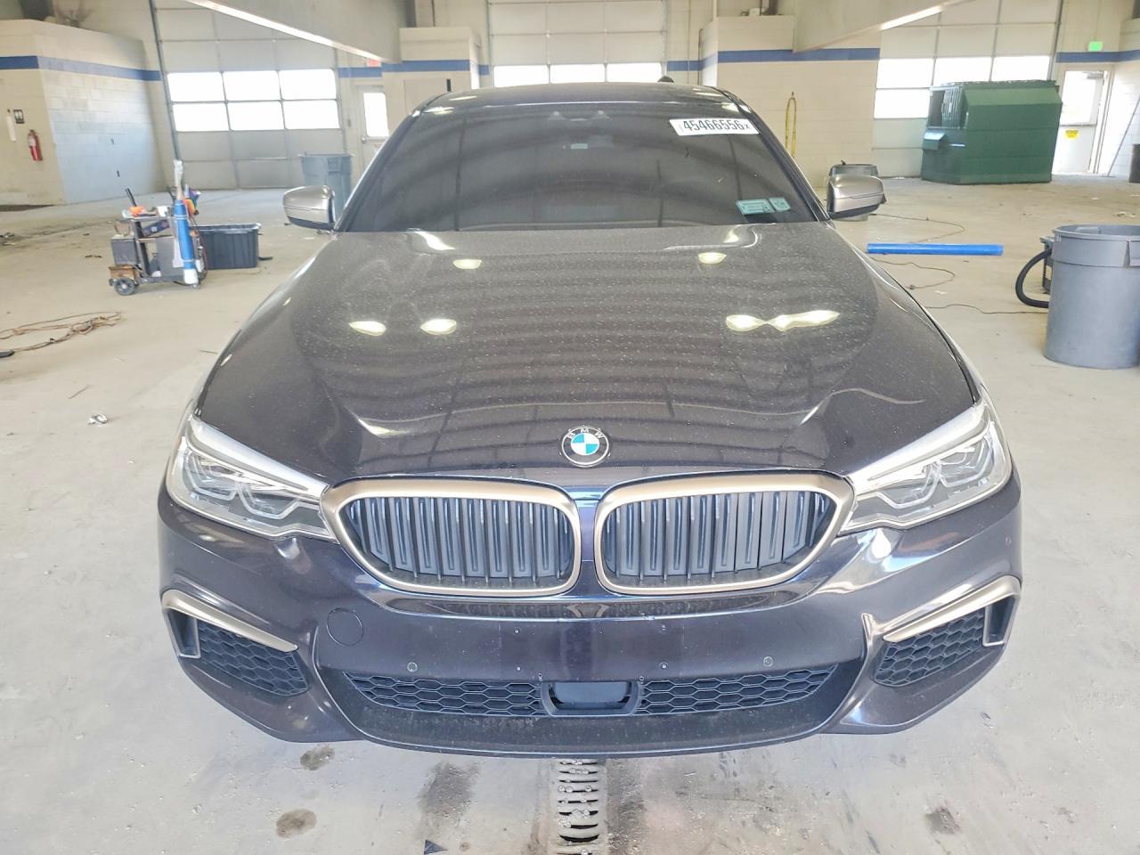 2018 BMW M550Xi - zdjęcie 5