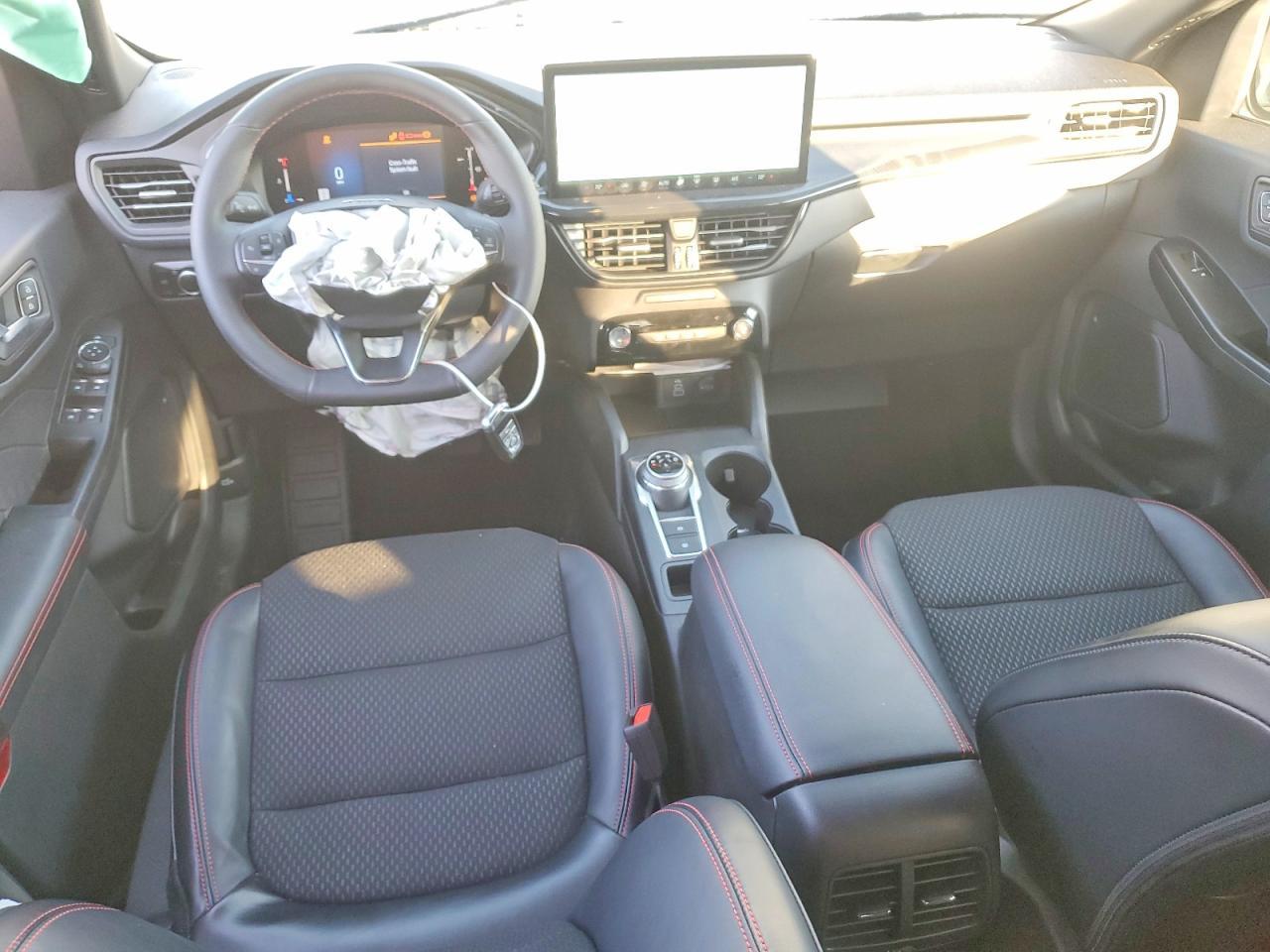 2025 Ford Escape St Line - zdjęcie 8