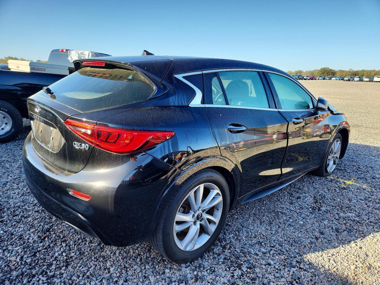 2017 Infiniti Qx30 Base - zdjęcie 3