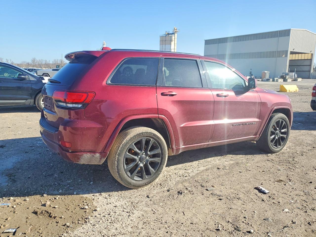 2018 Jeep Grand Cherokee Laredo - zdjęcie 3