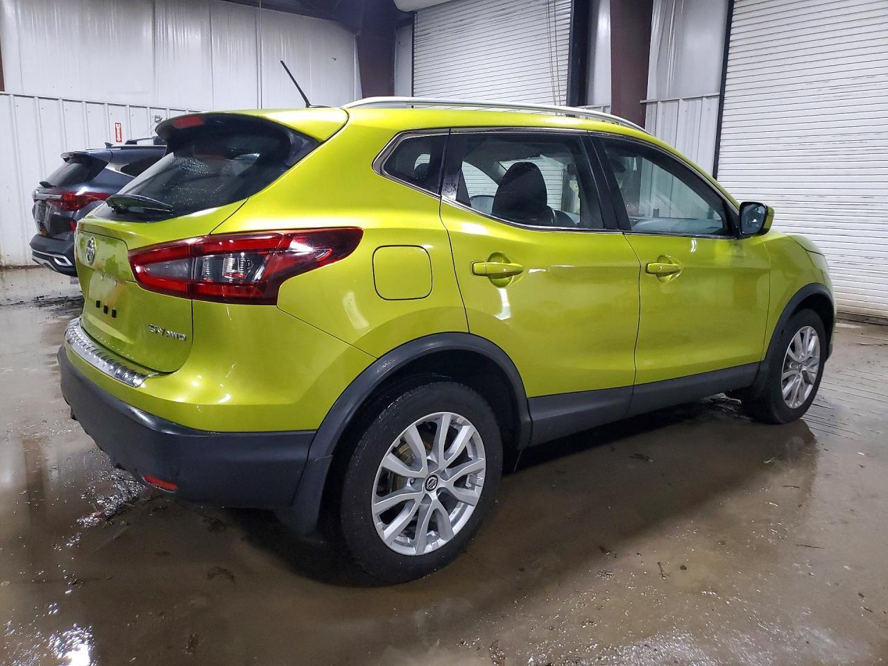 2021 Nissan Rogue Sport Sv - zdjęcie 3