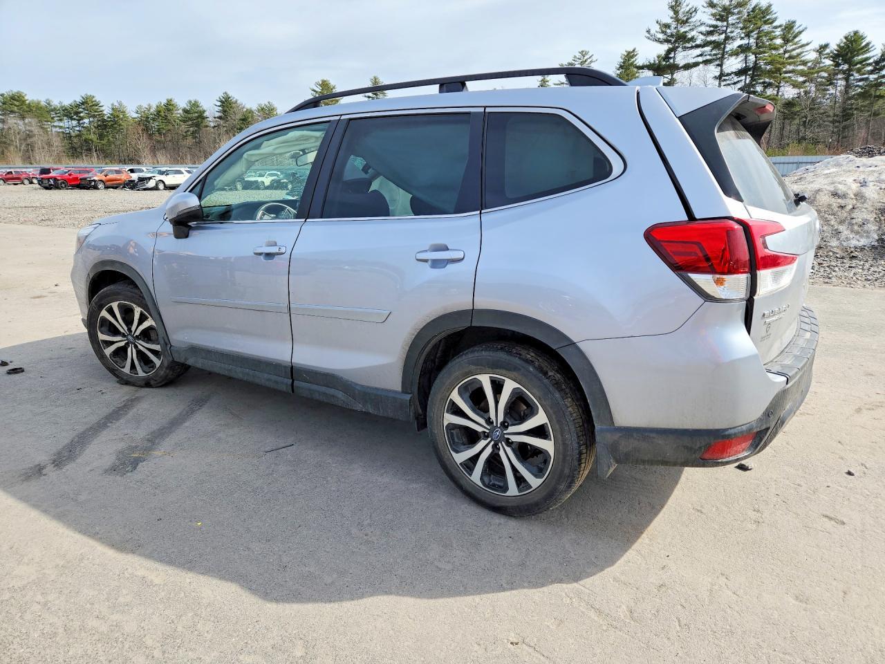 2021 Subaru Forester Limited - zdjęcie 2