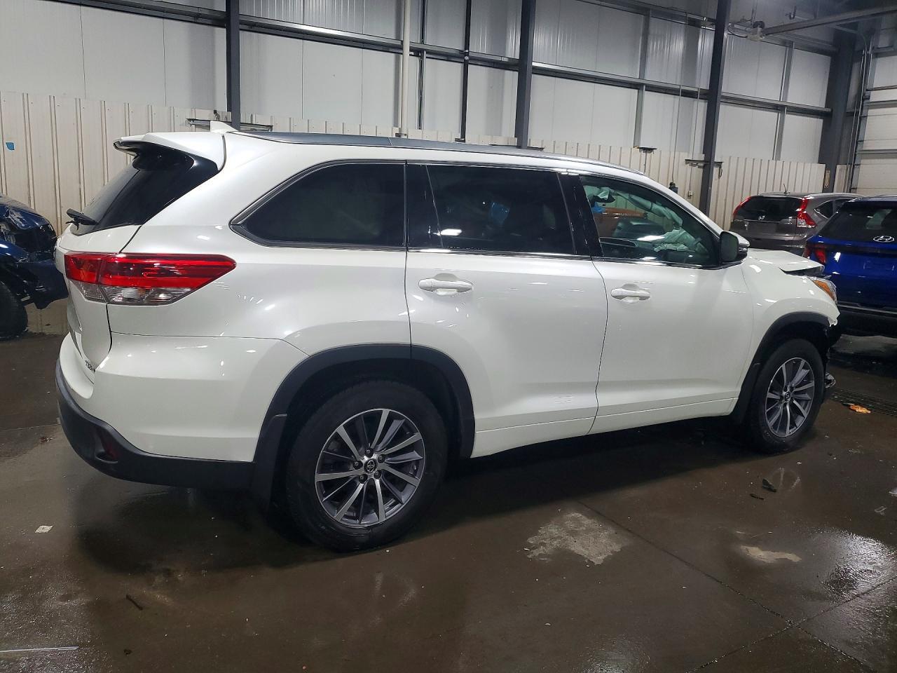 2018 Toyota Highlander Xle - zdjęcie 3