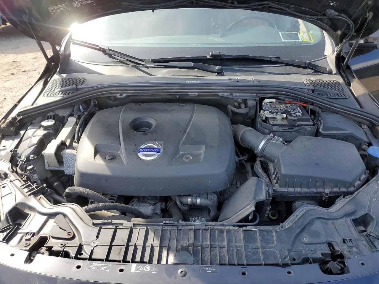 2015 Volvo V60 Platinum - zdjęcie 12