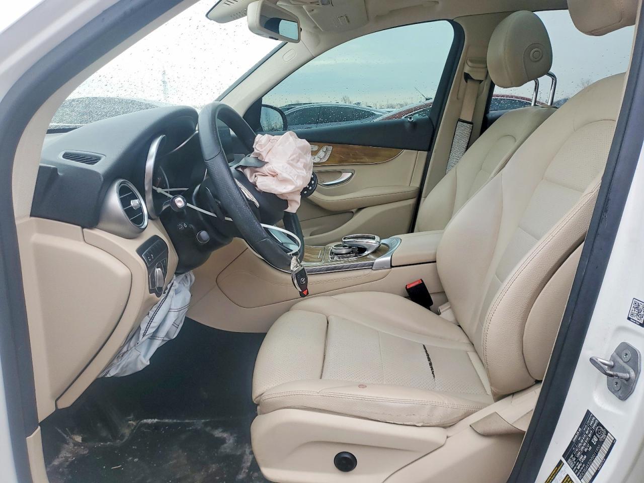 2017 Mercedes-Benz Glc 300 4Matic - zdjęcie 7