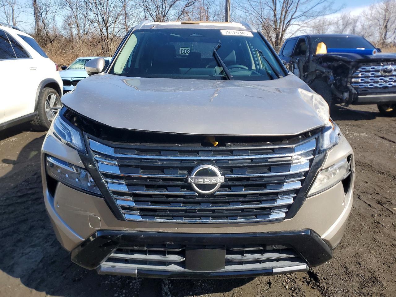 2026 Nissan Rogue Platinum - zdjęcie 5