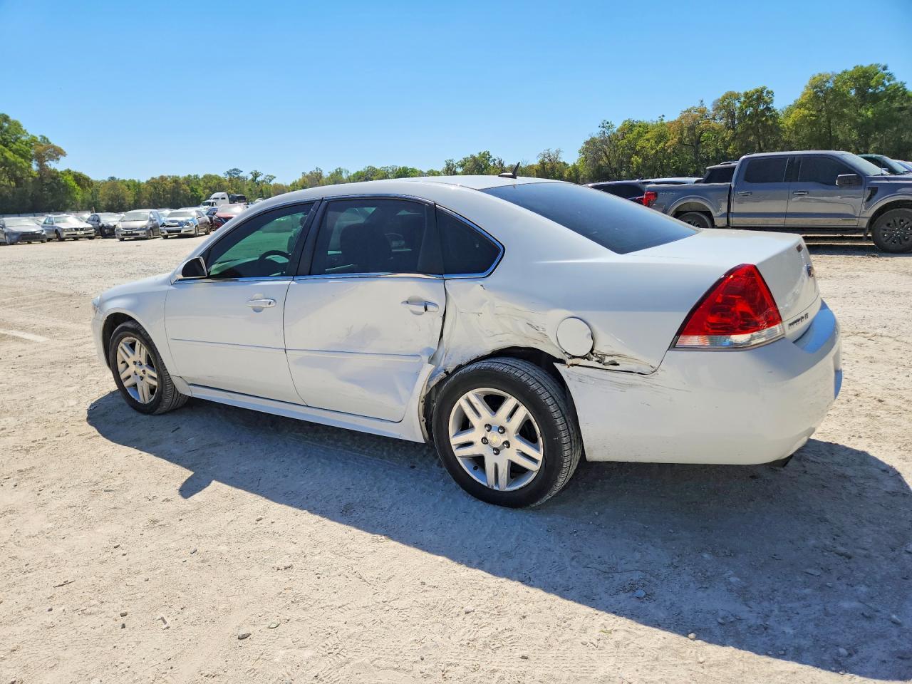 2014 Chevrolet Impala - zdjęcie 2