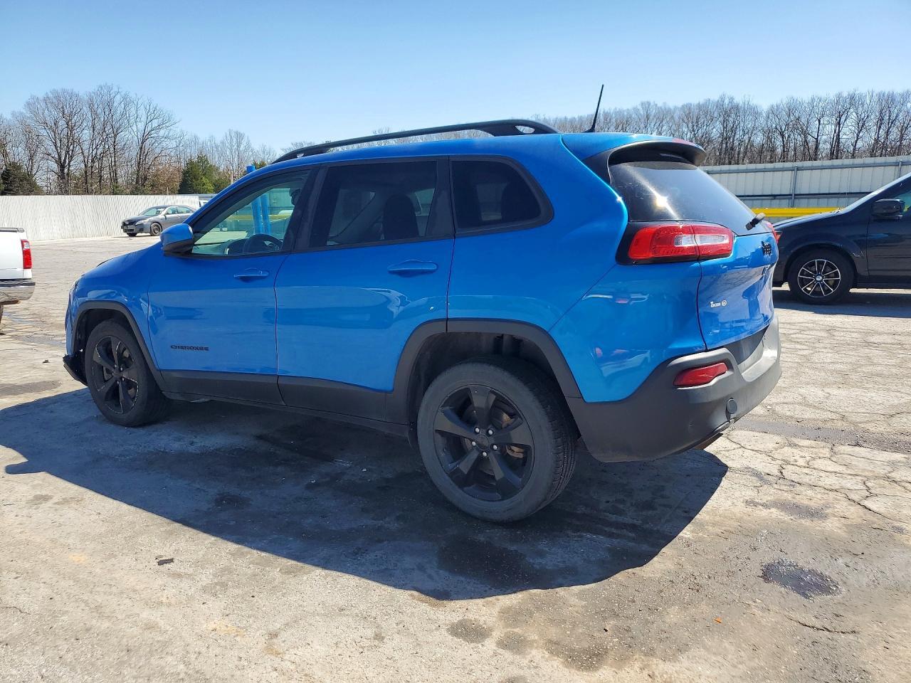 2018 Jeep Cherokee Latitude - zdjęcie 2