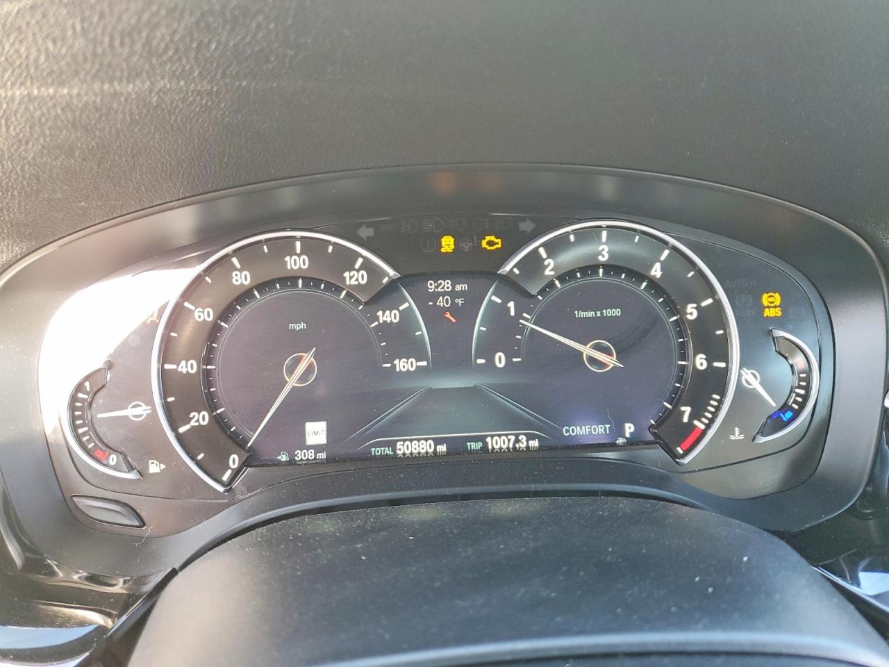 2019 BMW 530 I - zdjęcie 9