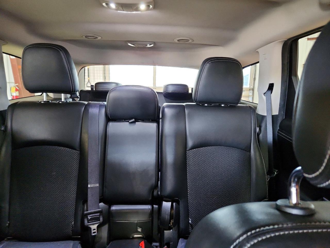 2015 Dodge Journey Crossroad - zdjęcie 10